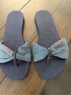 Havaianas Blue Denim Bow Flip Flop Sandals